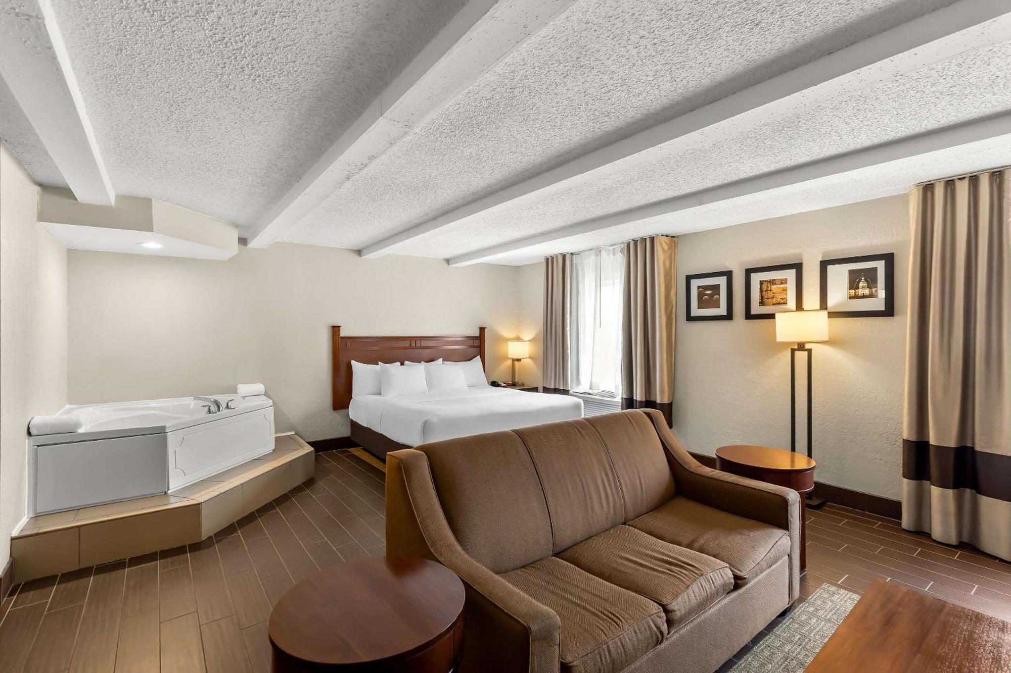Comfort Inn St Louis - Westport Event Center Maryland Heights Eksteriør bilde