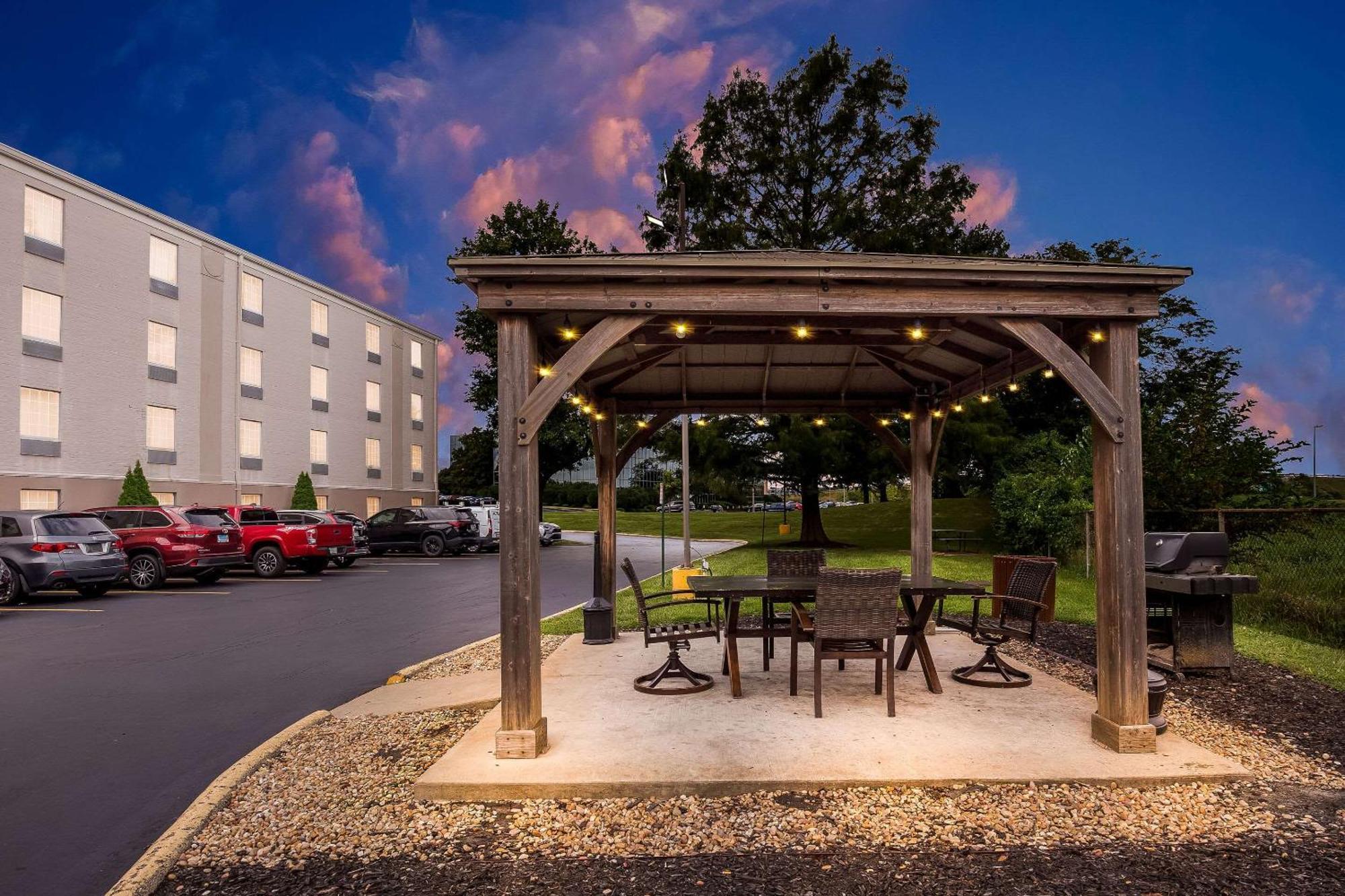 Comfort Inn St Louis - Westport Event Center Maryland Heights Eksteriør bilde